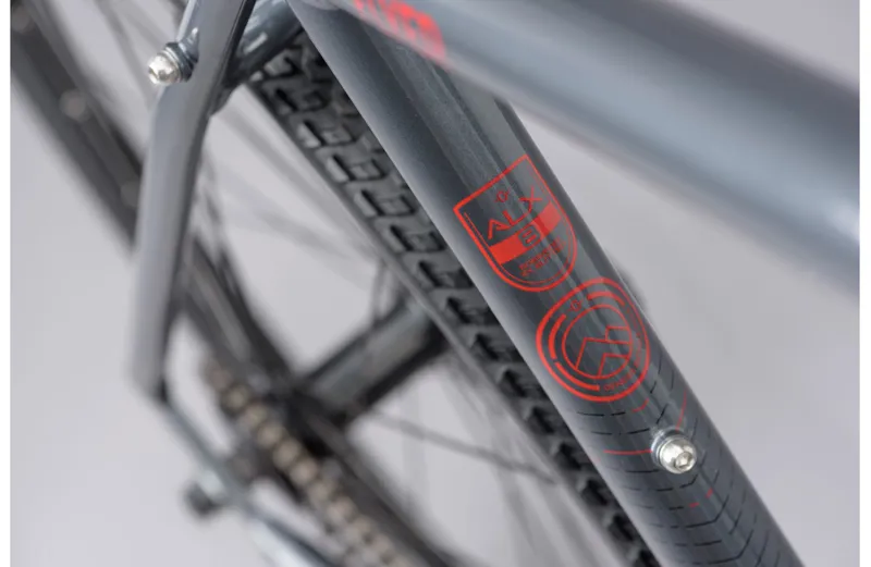 Genesis Flyer Gravel Bike in Grey-12