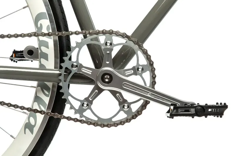 Quella Varsity Edinburgh Courier-4