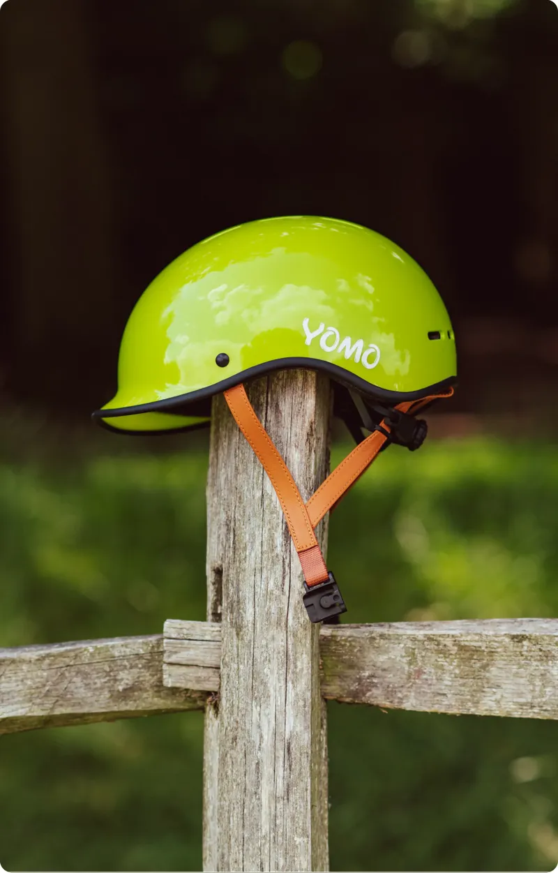YOMO Helmet - Gloss Green-2