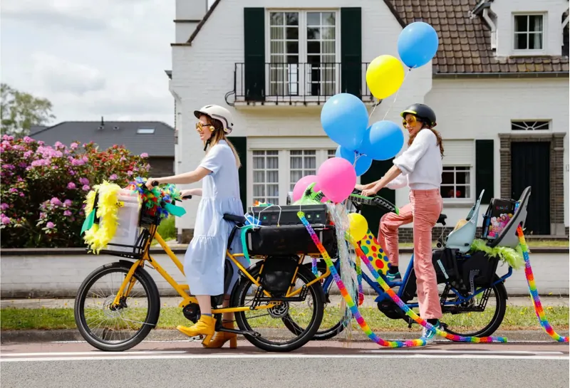 Veloe Multi Lungo E-Cargo - Bosch Cargo Line Enviolo Heavy Duty With Carbon Drive IN BLACK-3