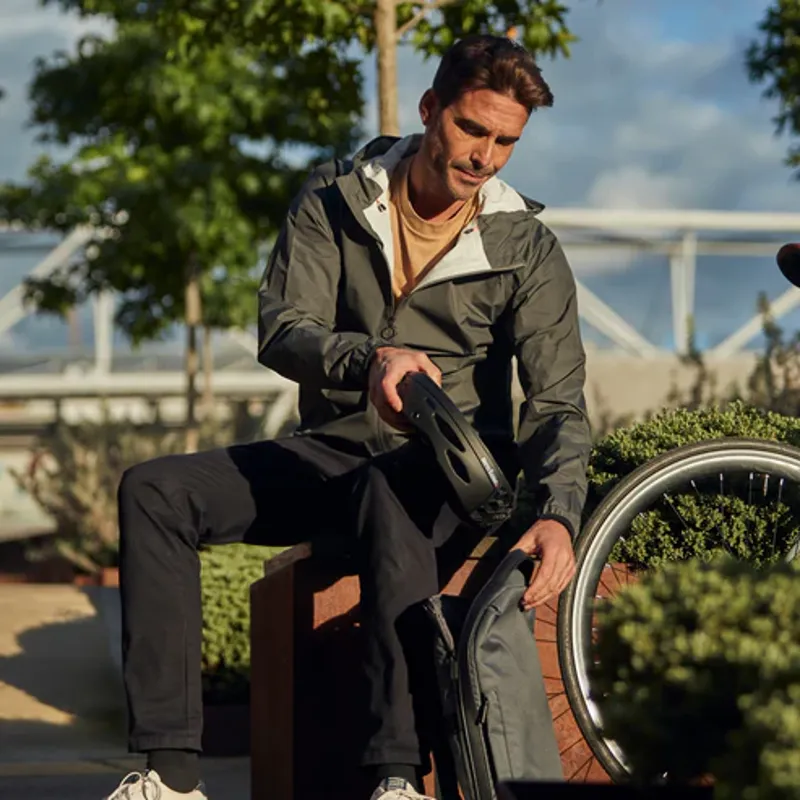 Newlane Folding Helmet In Black and orange-4