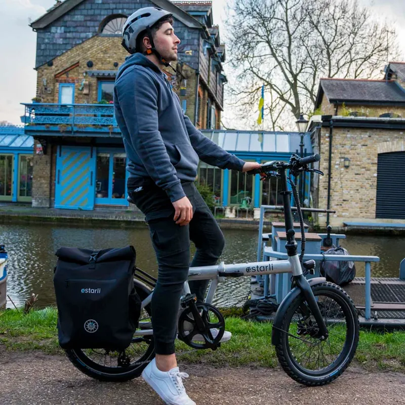 Estarli 2 in 1 Pannier bag and rucksack in Black-3