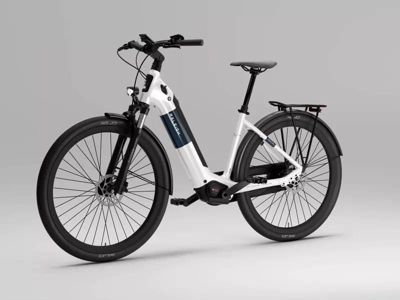 Raleigh Motus - Hub Gear Electric Bike Low Step -  White-2