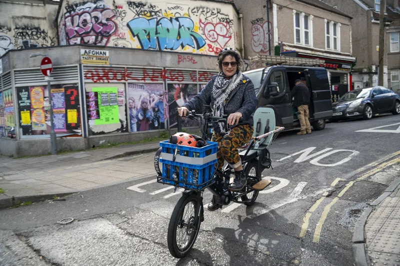 Estarli E-Cargo Longtail 600Wh Electric Cargo Bike In Hot Coral-12