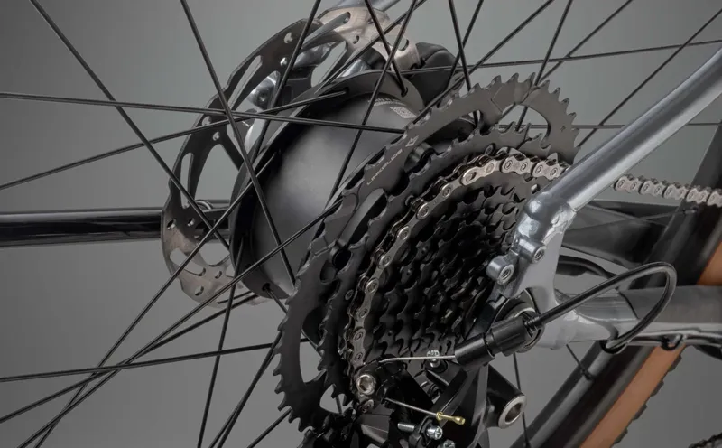 Whyte Bikes RheO 2 ST eCity and Leisure Bike in Gloss Silver-7