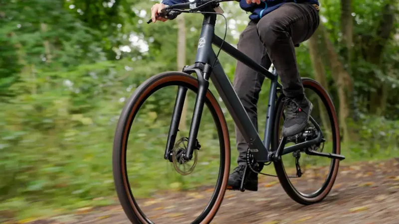 Estarli E-Hybrid Bike E28.9 Crossbar In Midnight Blue-5