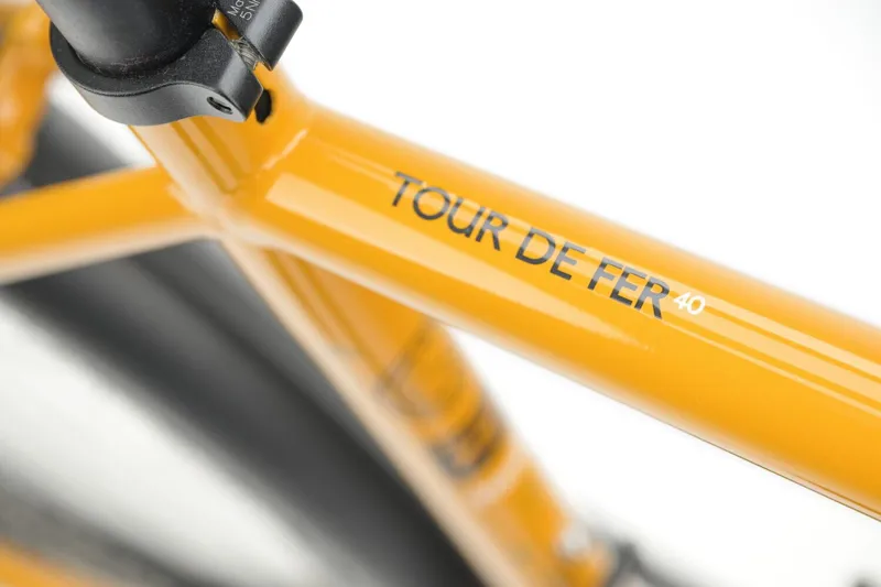 Genesis Tour De Fer 40-8