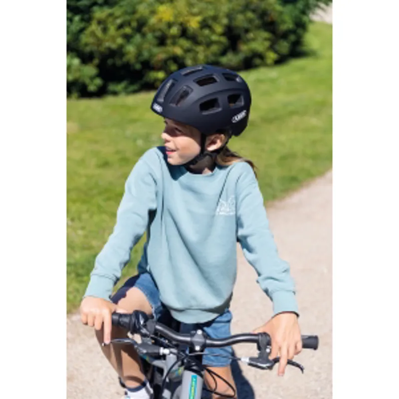 Abus Youn-I 2.0 Youth Mountain Bike Helmet in Velvet Black-3