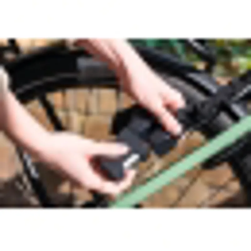 Abus Yardo 7807F/85 7mm Fingerprint Chain Lock in Black-3