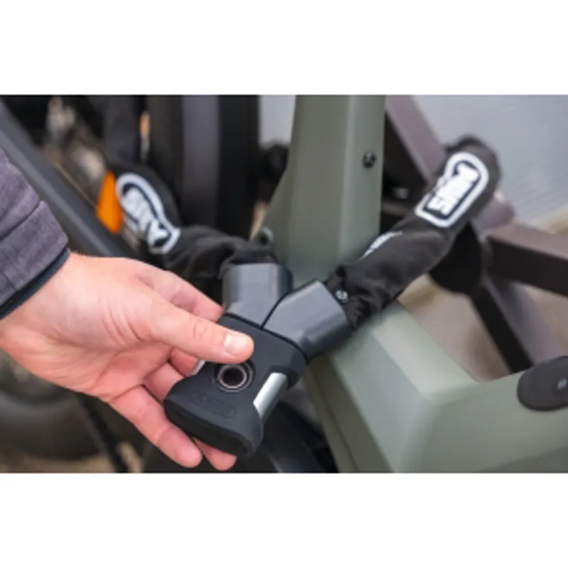 Abus Yardo 7807F/110 7mm Fingerprint Chain Lock in Black-1