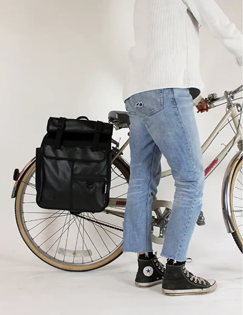 Goodordering ECO Monochrome Rolltop Backpack Pannier Black 2.0-4