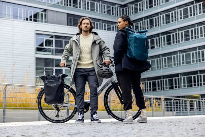 ORTLIEB Vario 20L QL2.1 2 in 1 backpack and pannier bag in BLACK-11