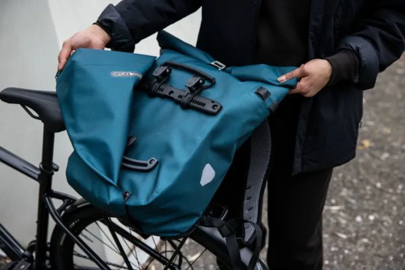 ORTLIEB Vario 20L QL2.1 2 in 1 backpack and pannier bag Petrol-9