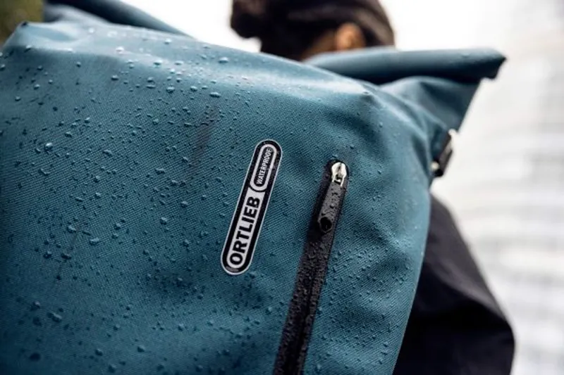 ORTLIEB Vario 20L QL2.1 2 in 1 backpack and pannier bag Petrol-10