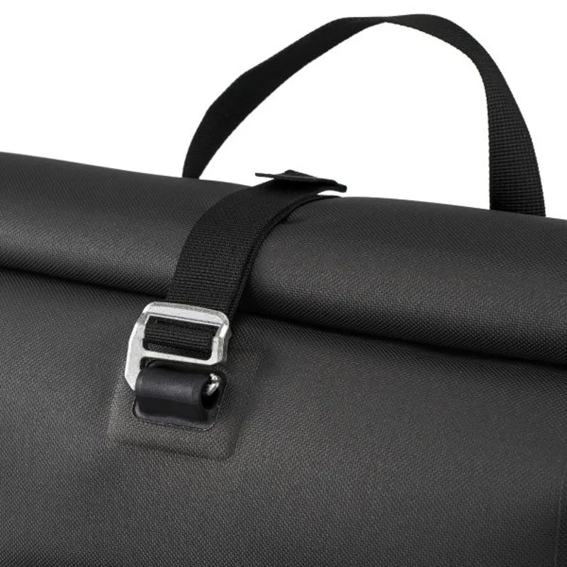 ORTLIEB Vario 20L QL2.1 2 in 1 backpack and pannier bag in BLACK-7