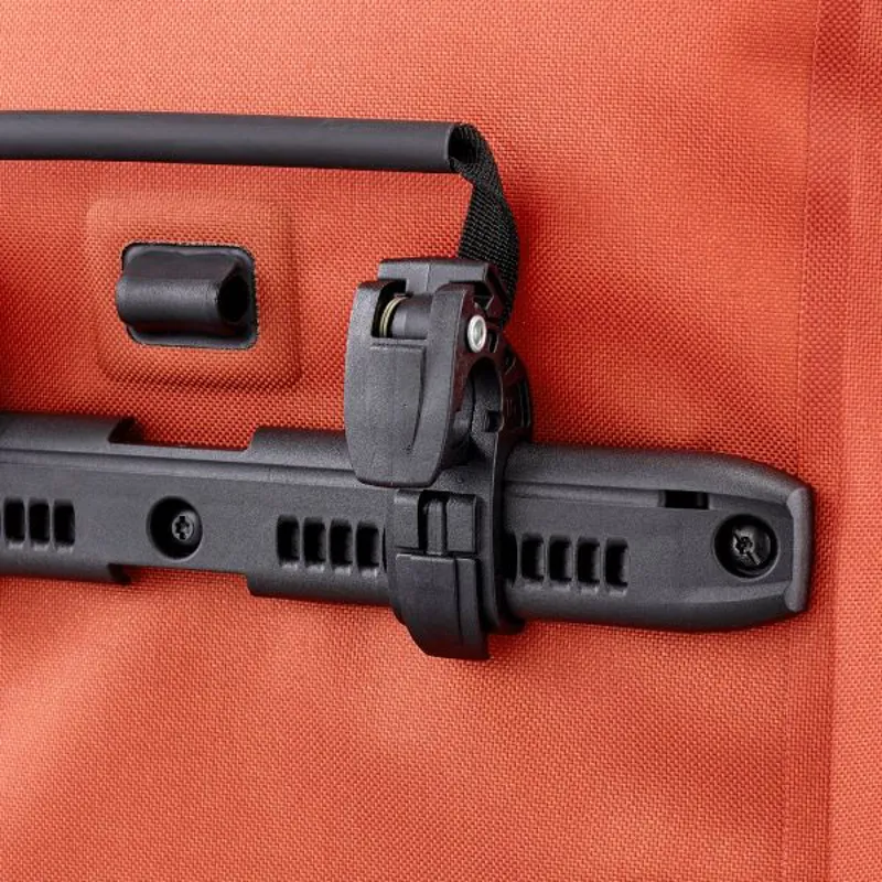 ORTLIEB Vario 20L QL2.1 2 in 1 backpack and pannier bag in ROOBIOS ORANGE-5