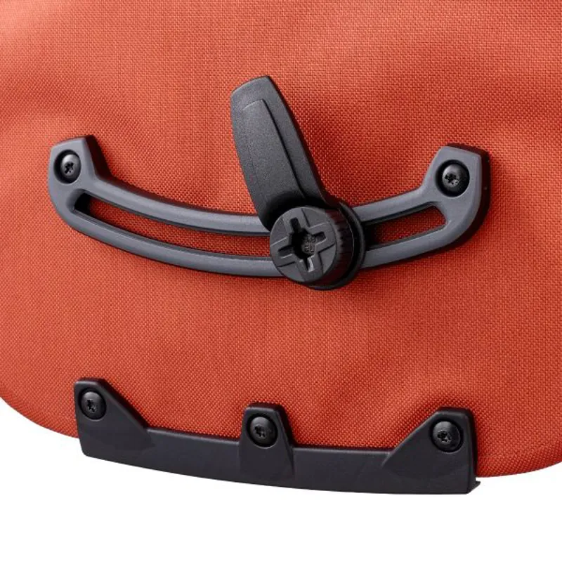 ORTLIEB Vario 20L QL2.1 2 in 1 backpack and pannier bag in ROOBIOS ORANGE-6